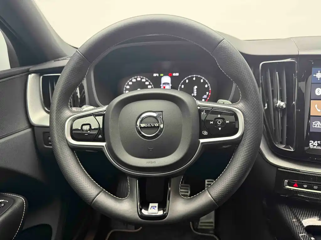 Volvo Volvo XC60 2019 T5 AWD Zhiyuan Sport Edition China V 2018 - thumbnail 15