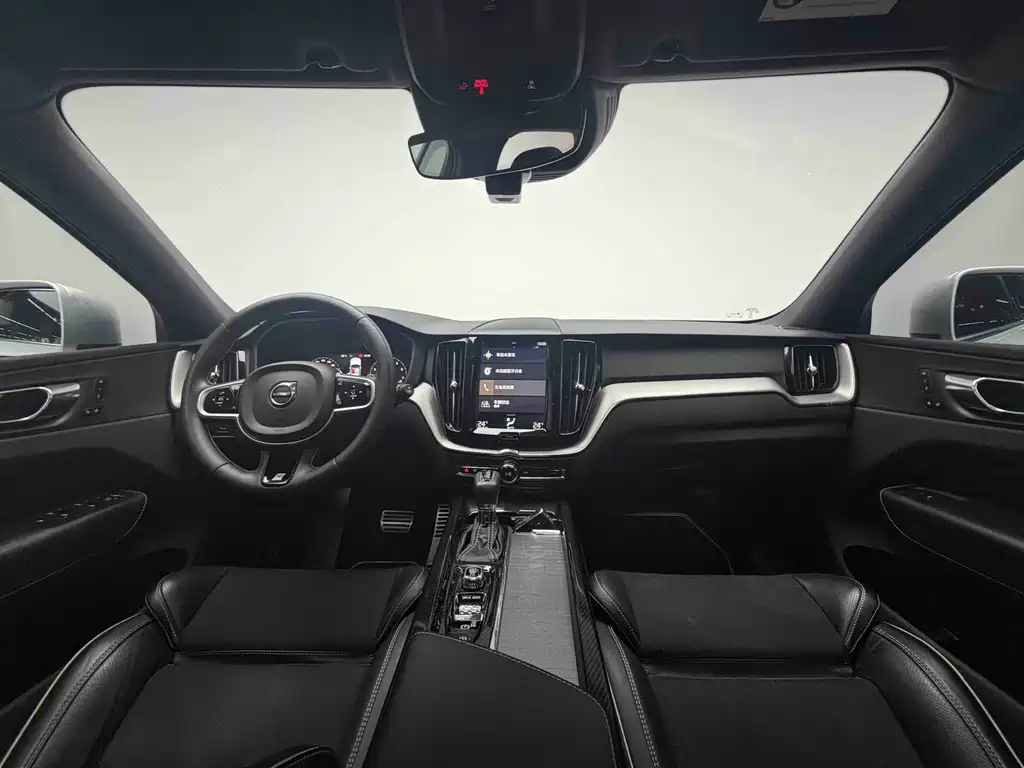 Volvo Volvo XC60 2019 T5 AWD Zhiyuan Sport Edition China V 2018 - thumbnail 18