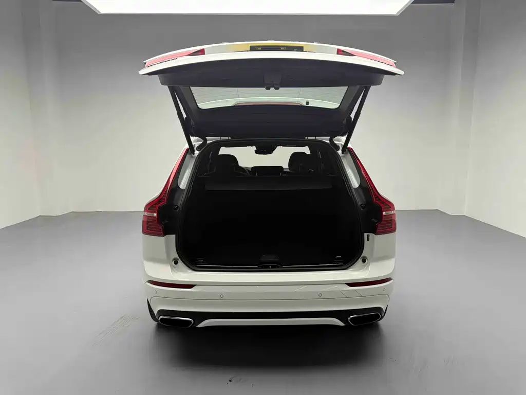 Volvo Volvo XC60 2019 T5 AWD Zhiyuan Sport Edition China V 2018 - thumbnail 21
