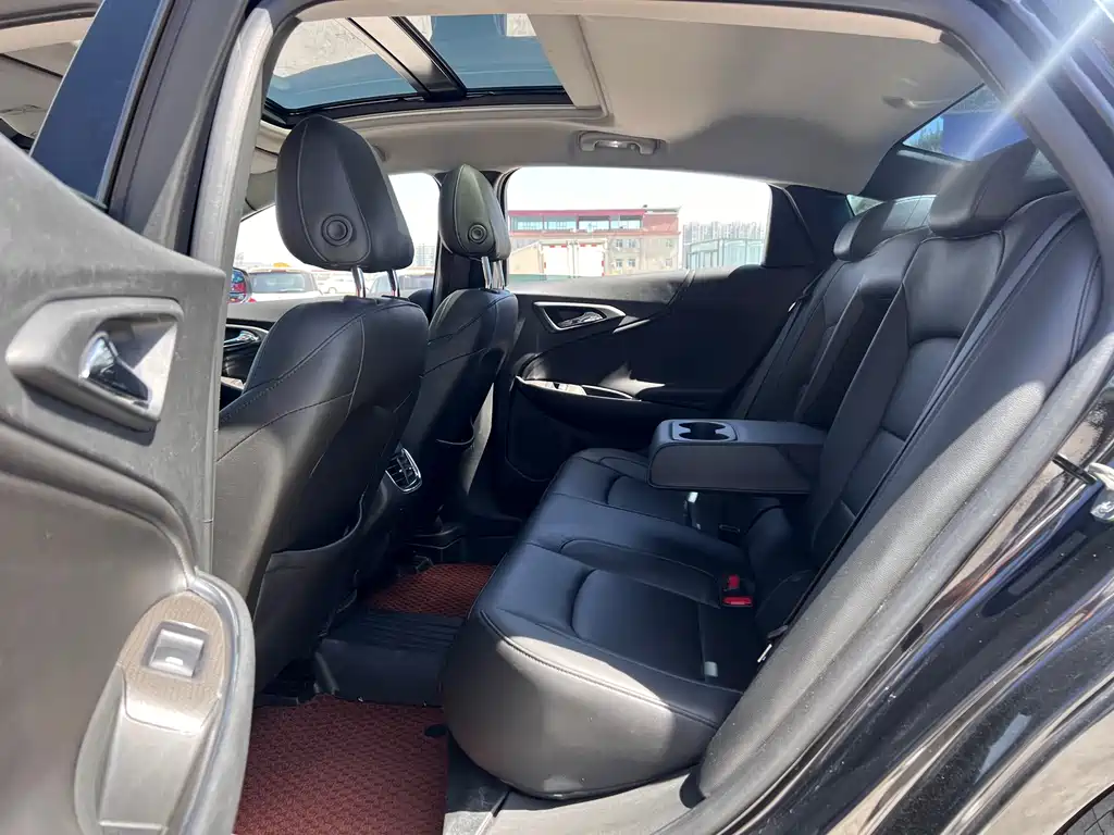 Chevrolet Chevrolet Malibu XL 2021 535T Automatic Sharp Motion Edition 2021 - thumbnail 10