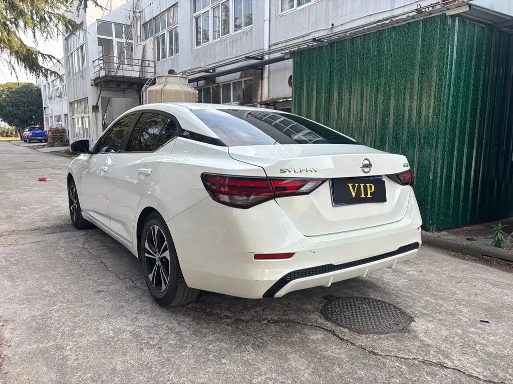 Nissan Nissan Sylphy 2022 1.6XE CVT Comfort Edition 2021 - thumbnail 10