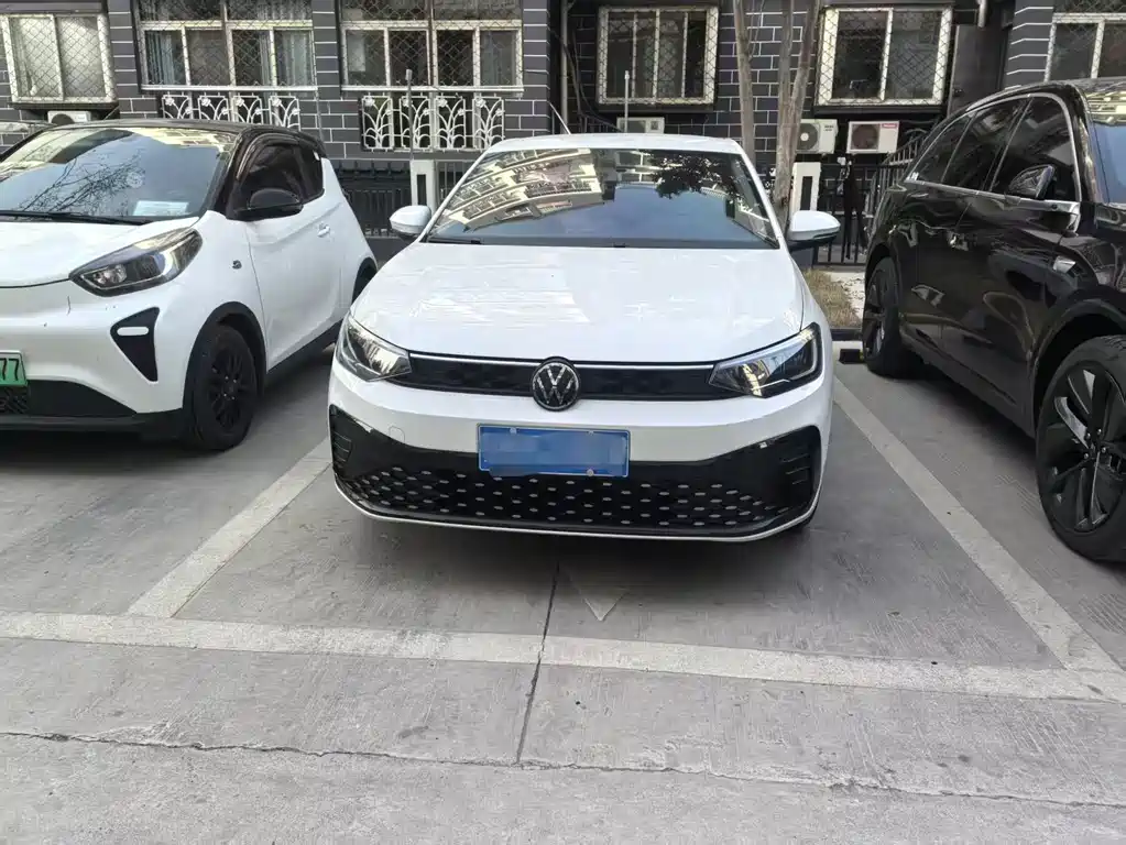 Volkswagen Volkswagen Lavida 2025 New Sharp 1.5L Outstanding New Wish Edition 2024 - thumbnail 3