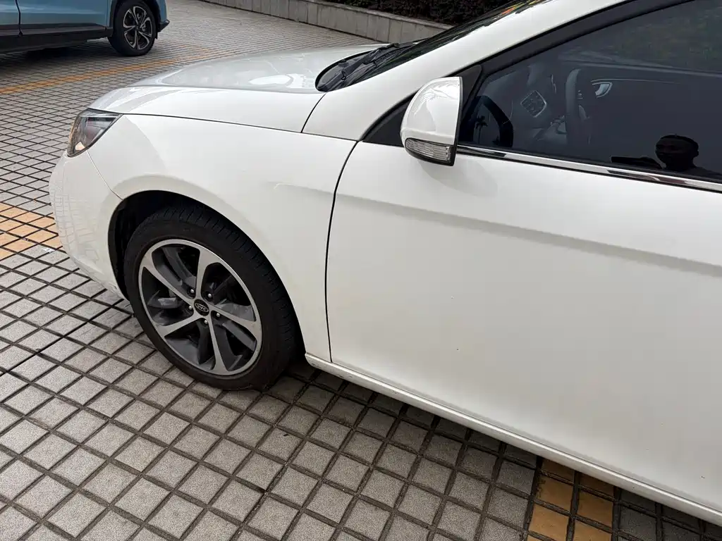 JAC Group JAC iEVA50 2019 Luxury Intelligent Edition 2019 - thumbnail 8