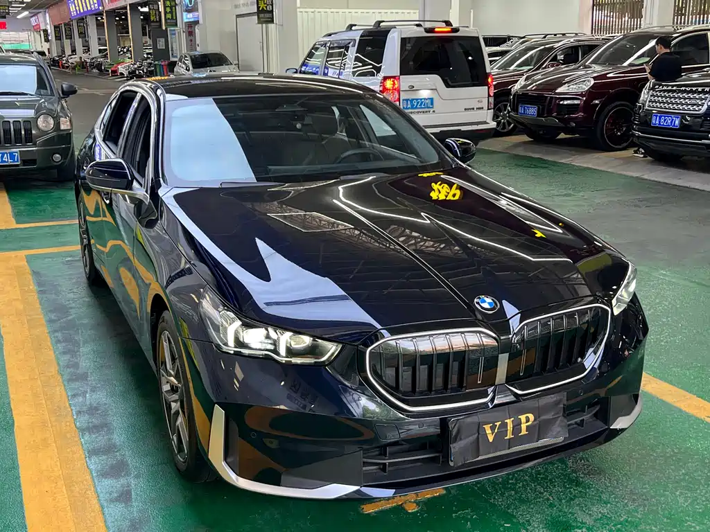 BMW BMW 5 Series 2024 530Li Leading Edition Luxury Package 2024 - thumbnail 3