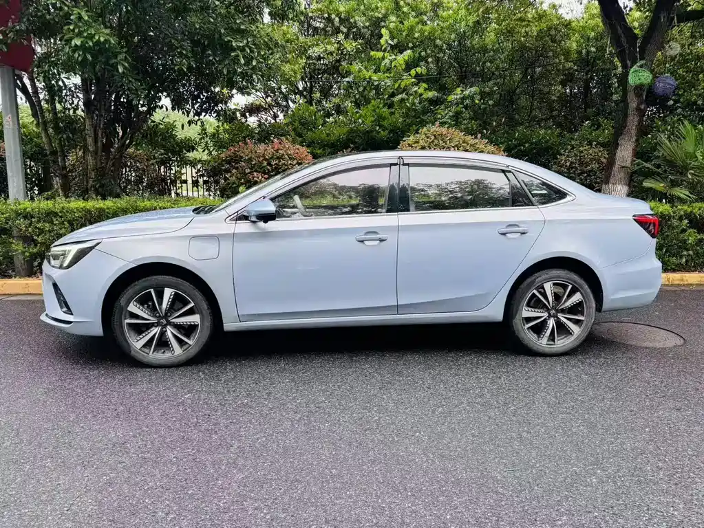 Roewe Rising ER6 2021 New Motion Edition 620km Smart Driving Edition 2021 - thumbnail 4