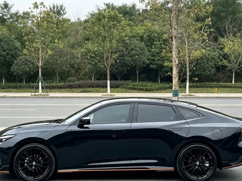Changan Changan UNI-V 2023 1.5T Sport Edition 2023 - thumbnail 5