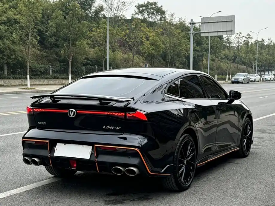 Changan Changan UNI-V 2023 1.5T Sport Edition 2023 - thumbnail 8