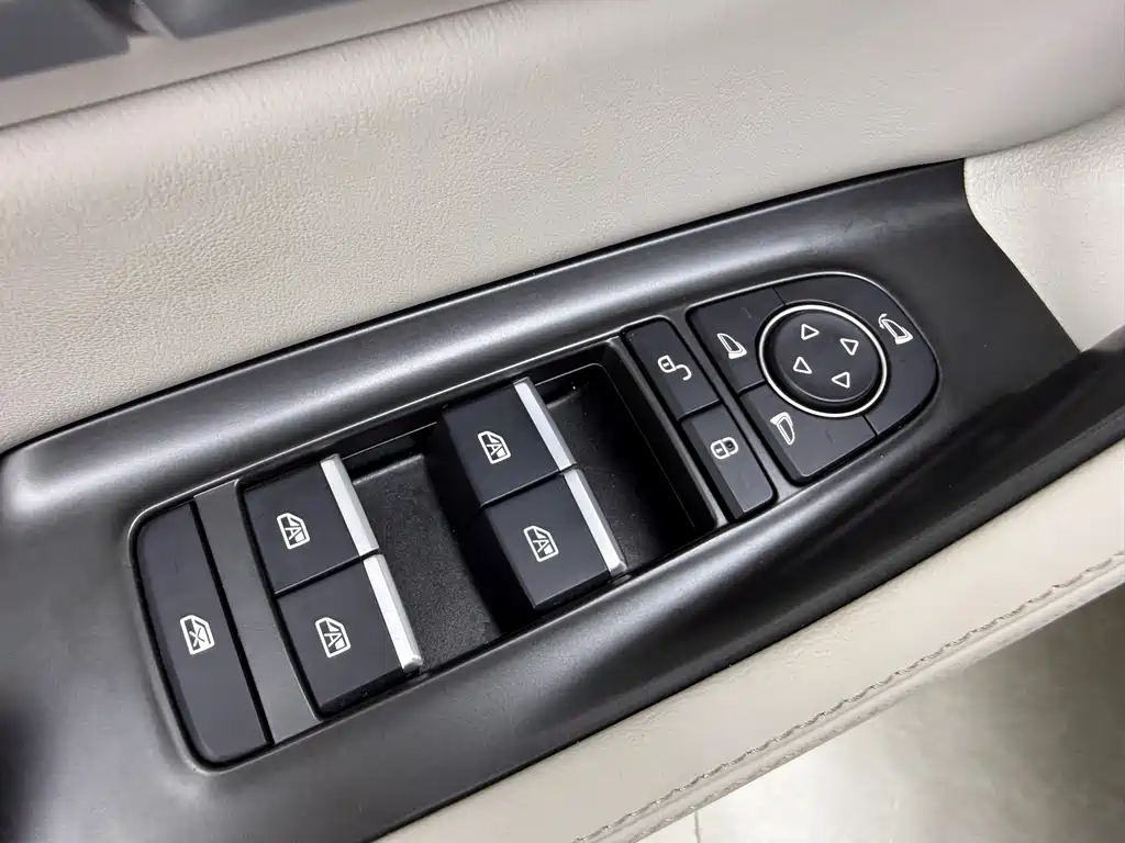 BYD BYD Song PLUS EV 2025 Intelligent Driving Edition 520km Luxury 2025 - thumbnail 18