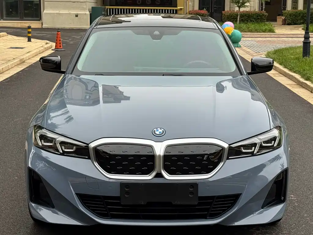 BMW BMW i3 2024 eDrive 35 L 2024 - thumbnail 2