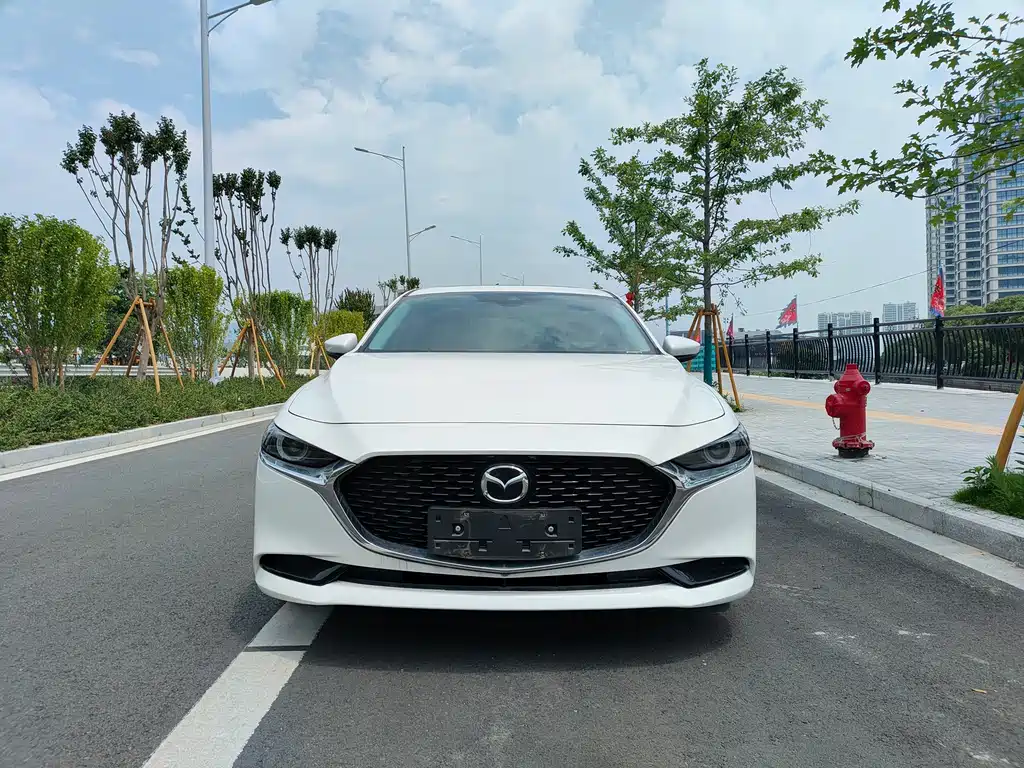 Mazda Mazda 3 Axela 2023 2.0L Automatic Zhizhen Edition 2024