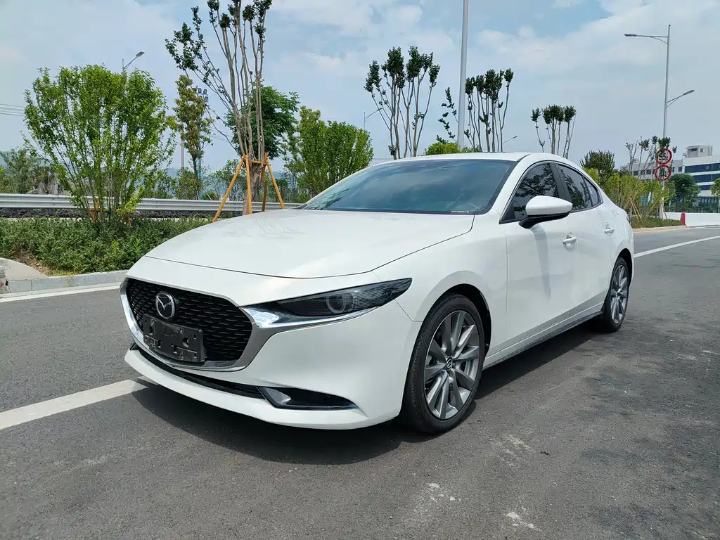 Mazda Mazda 3 Axela 2023 2.0L Automatic Zhizhen Edition 2024 - thumbnail 2