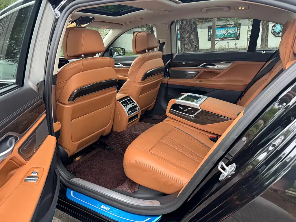 BMW BMW 7 Series 2019 730Li Luxury Package 2020 - thumbnail 9