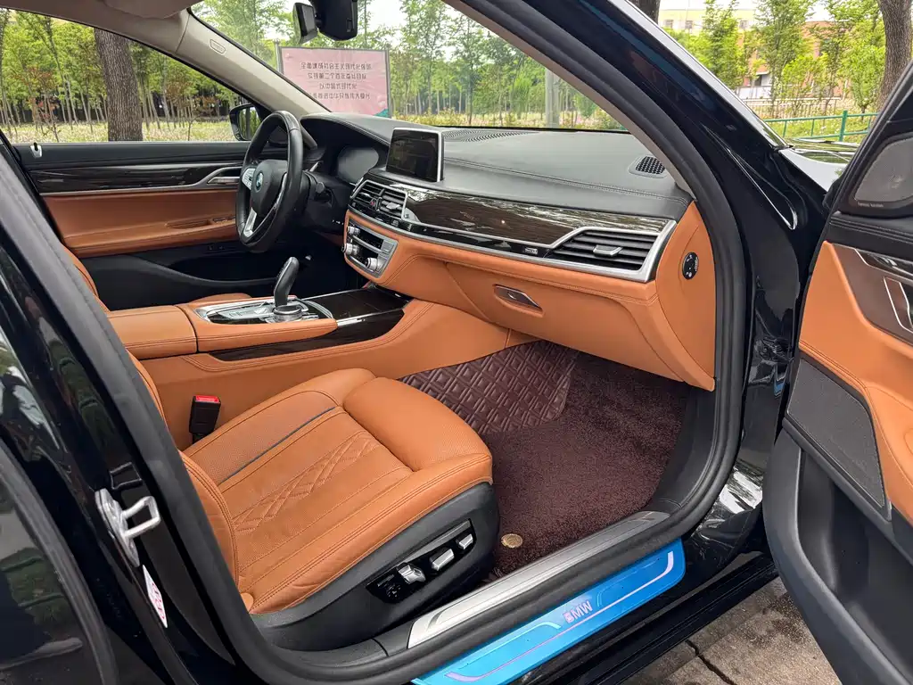 BMW BMW 7 Series 2019 730Li Luxury Package 2020 - thumbnail 12