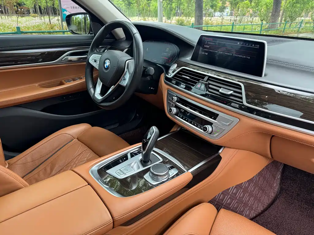 BMW BMW 7 Series 2019 730Li Luxury Package 2020 - thumbnail 13