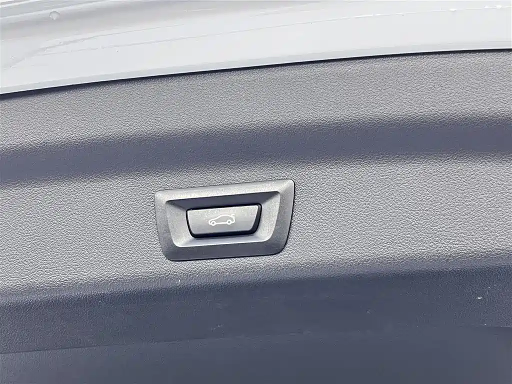 BMW BMW X1 2024 sDrive25Li M Sport Package 2024 - thumbnail 25