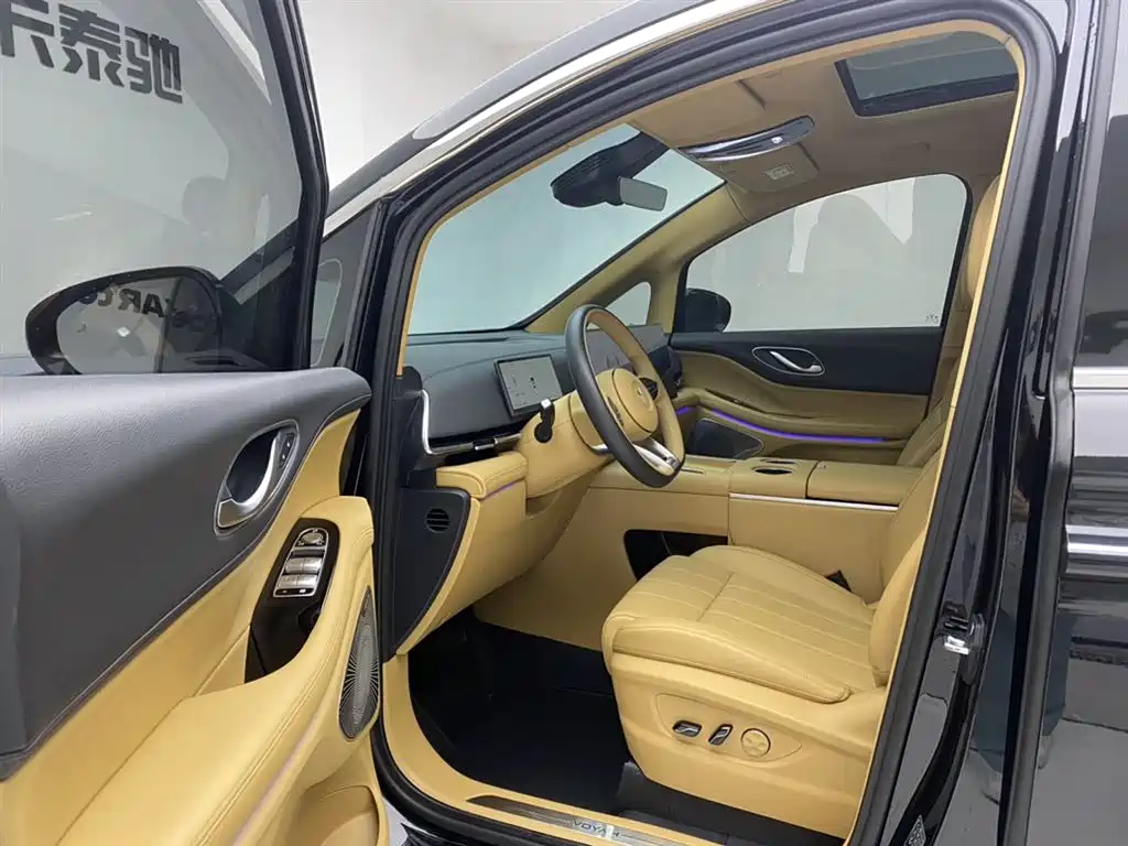Voyah Voyah Dreamer 2025 PHEV AWD Noble Kunpeng Edition 2025 - thumbnail 19