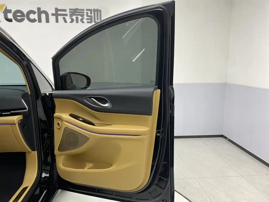 Voyah Voyah Dreamer 2025 PHEV AWD Noble Kunpeng Edition 2025 - thumbnail 27