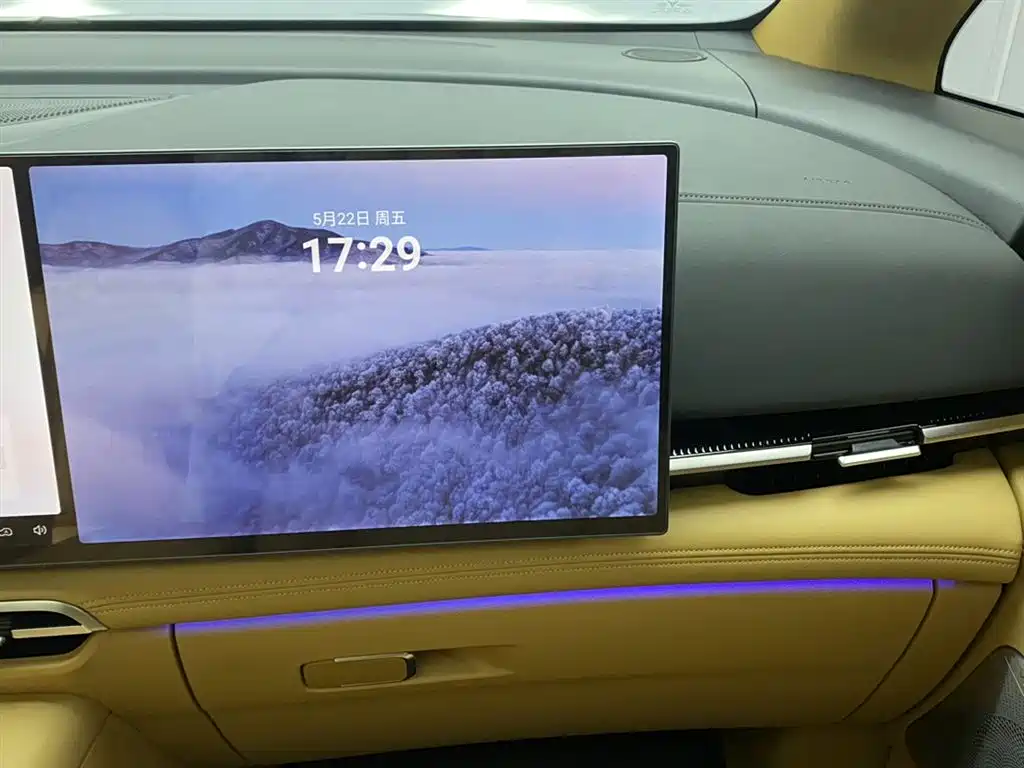 Voyah Voyah Dreamer 2025 PHEV AWD Noble Kunpeng Edition 2025 - thumbnail 30