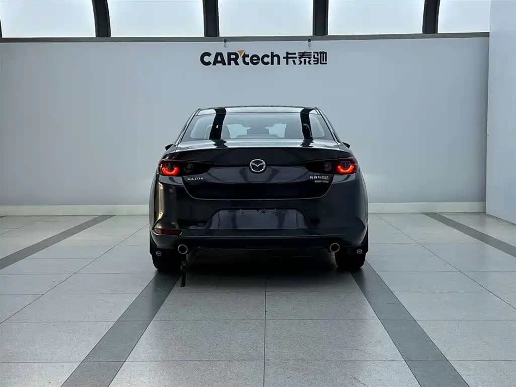 Mazda Mazda 3 Axela 2021 2.0L Automatic Zhixuan Edition 2022 - thumbnail 3