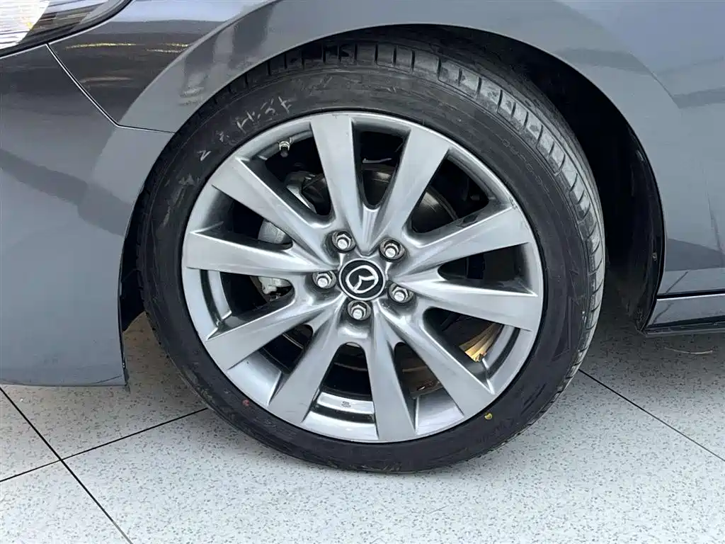 Mazda Mazda 3 Axela 2021 2.0L Automatic Zhixuan Edition 2022 - thumbnail 9
