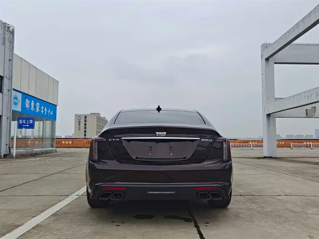 Cadillac Cadillac CT5 2021 28T Luxury 2021 - thumbnail 4