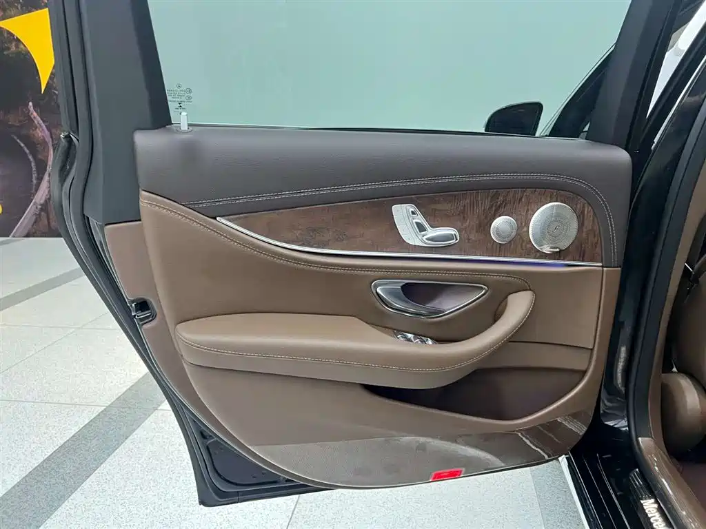 Mercedes-Benz Mercedes-Benz E-Class 2021 E 300 L Luxury 2021 - thumbnail 18