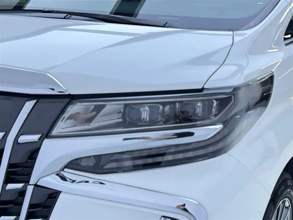 Toyota Alphard 2021 Hybrid 2.5L Luxury Edition 2022 - thumbnail 6
