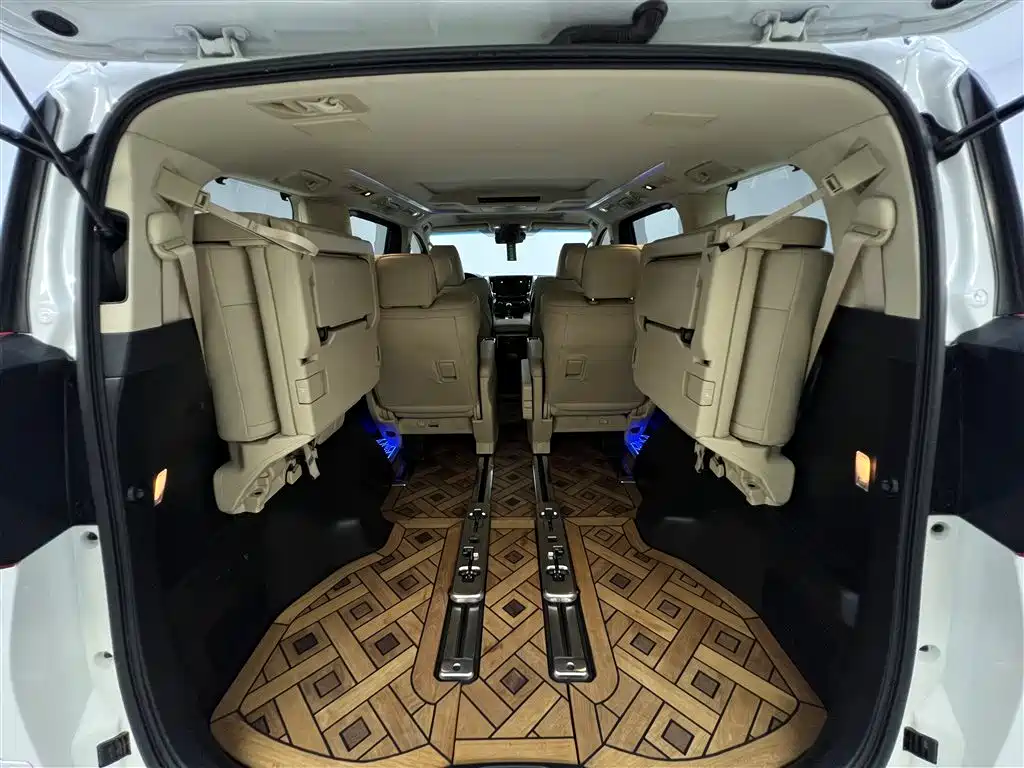 Toyota Alphard 2021 Hybrid 2.5L Luxury Edition 2022 - thumbnail 14