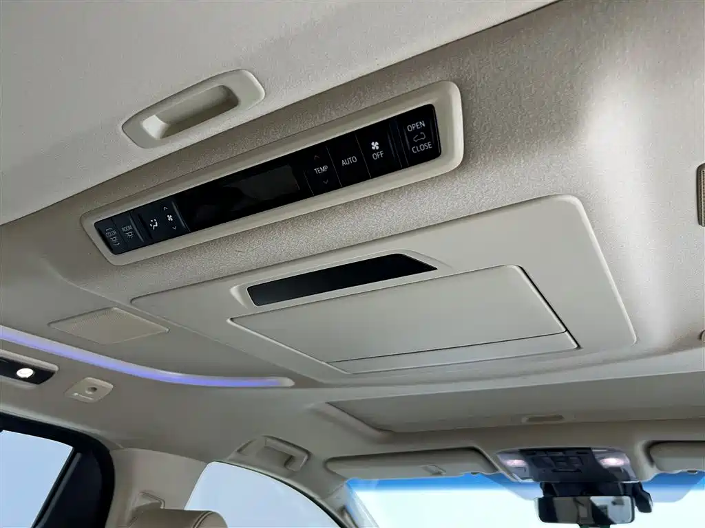 Toyota Alphard 2021 Hybrid 2.5L Luxury Edition 2022 - thumbnail 29