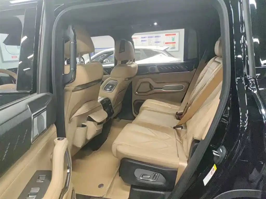 Fangchengbao Bao 8 2025 Zhiyong Flagship Edition 7-Seater 2025 - thumbnail 7