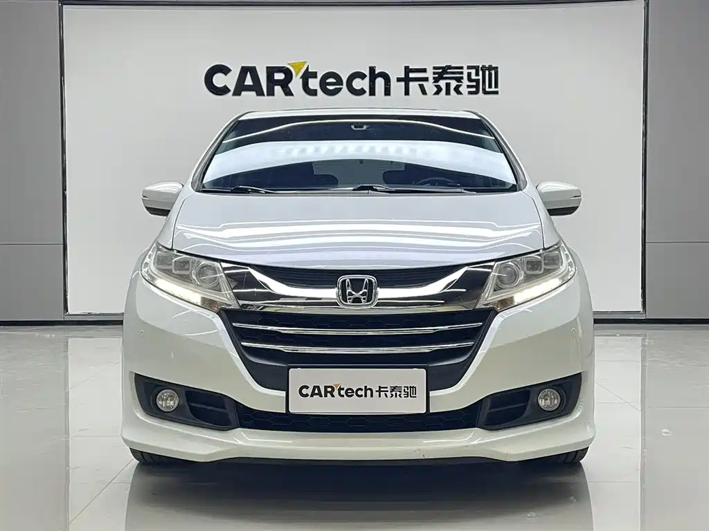 Honda Odyssey 2017 2.4L Zhixiang Edition 2018 - thumbnail 3