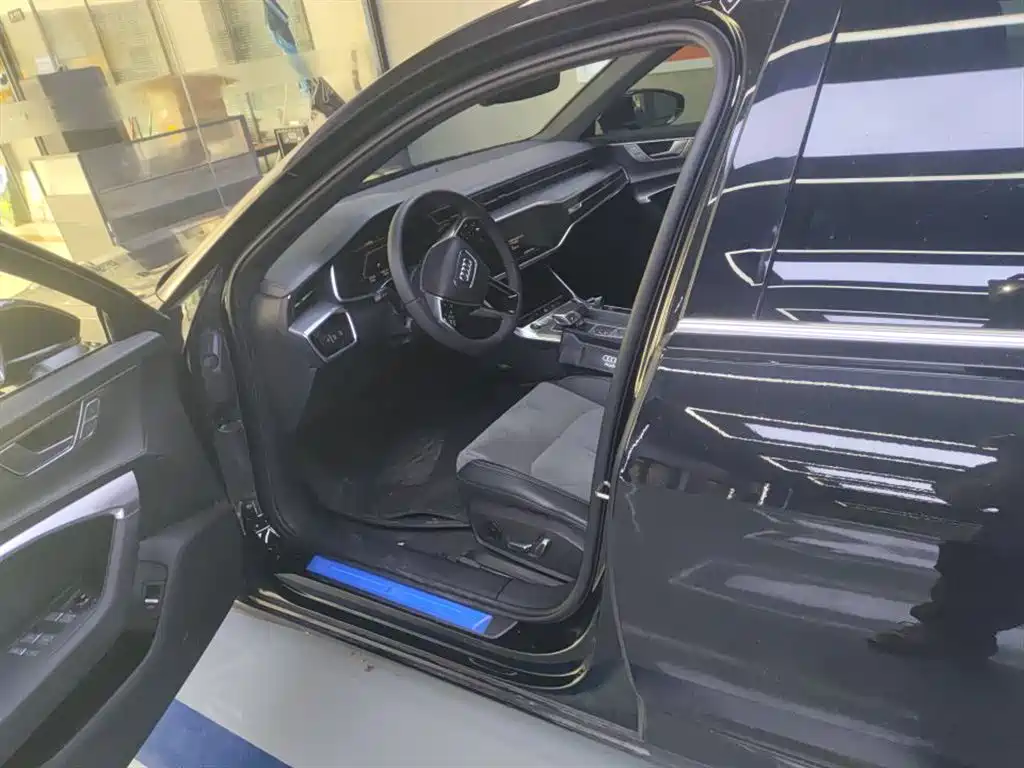 Audi Audi A6L 2024 40 TFSI Luxury Dynamic 2024 - thumbnail 5