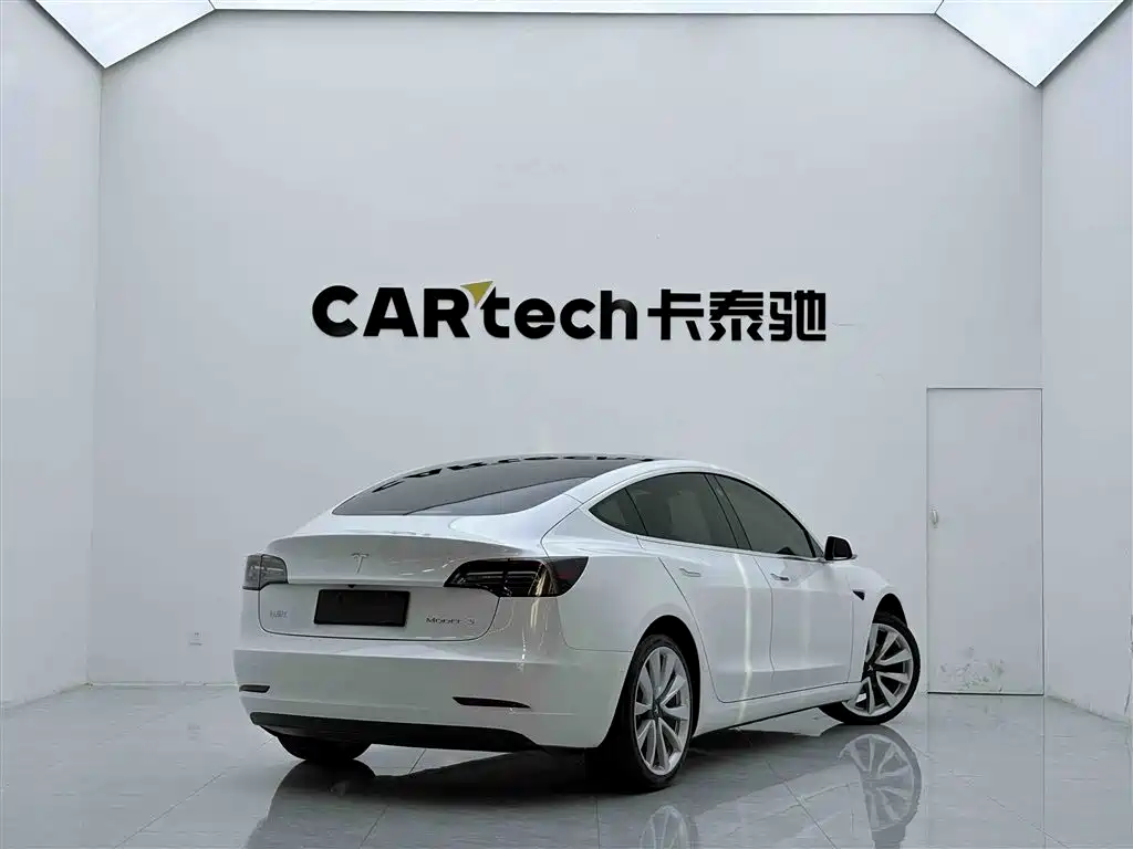 Tesla Model 3 2020 Long Range Rear-Wheel Drive 2021 - thumbnail 4