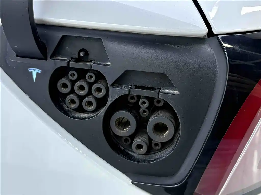 Tesla Model 3 2020 Long Range Rear-Wheel Drive 2021 - thumbnail 13
