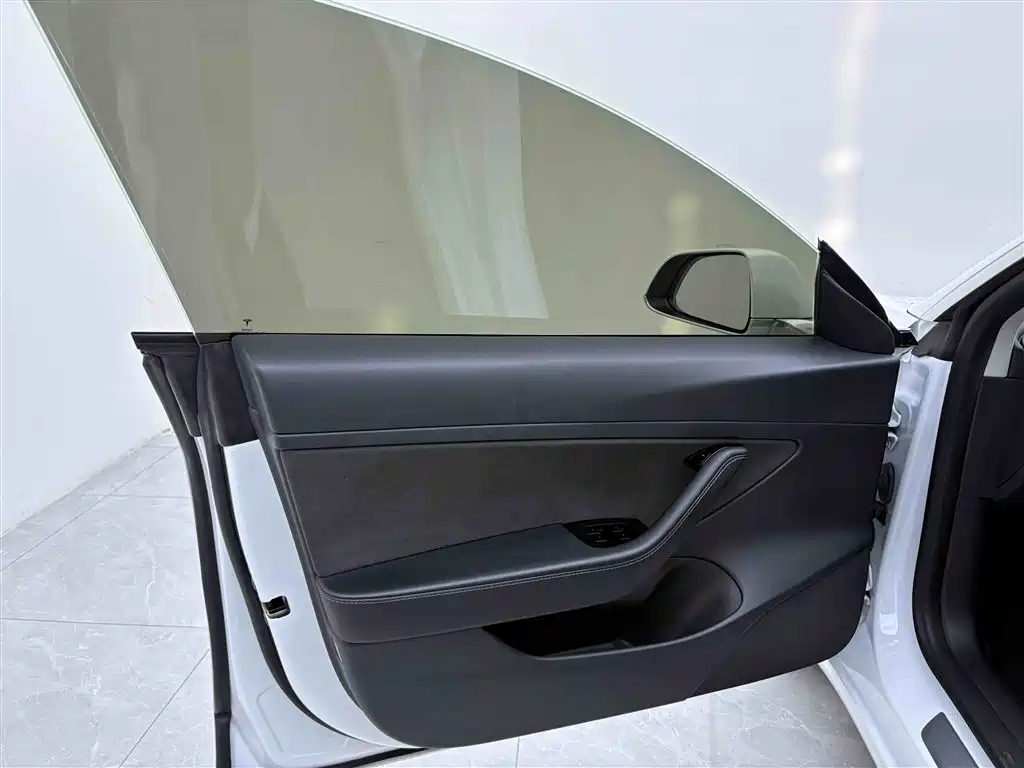 Tesla Model 3 2020 Long Range Rear-Wheel Drive 2021 - thumbnail 18