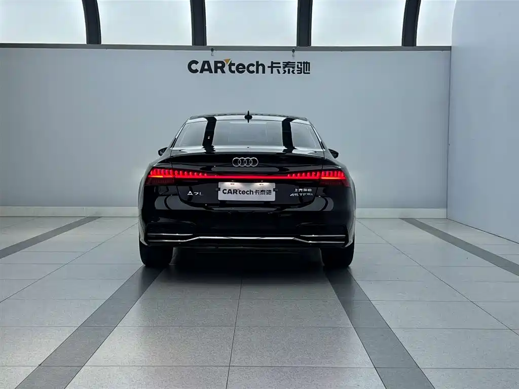 Audi Audi A7L 2024 45 TFSI Luxury 2024 - thumbnail 4