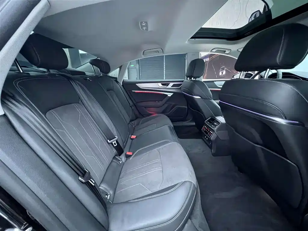 Audi Audi A7L 2024 45 TFSI Luxury 2024 - thumbnail 25