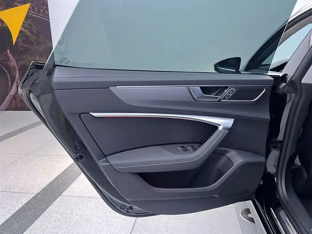 Audi Audi A7L 2024 45 TFSI Luxury 2024 - thumbnail 30