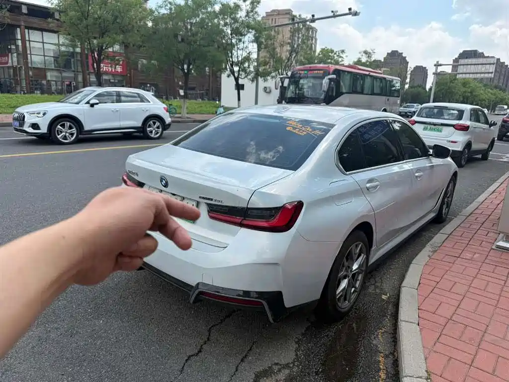 BMW BMW i3 2024 eDrive 35 L 2024 - thumbnail 4