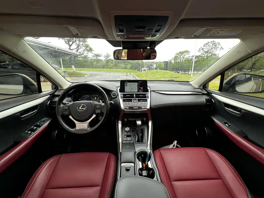 Lexus Lexus NX 300h FWD 2020 - thumbnail 8