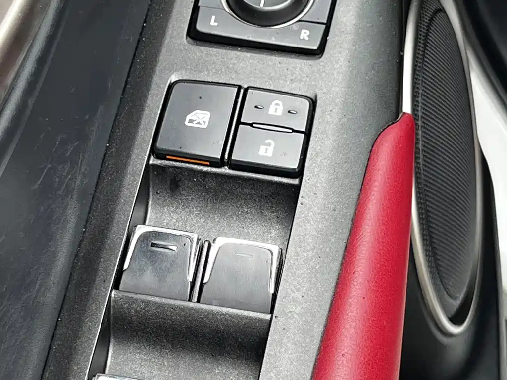 Lexus Lexus NX 300h FWD 2020 - thumbnail 14