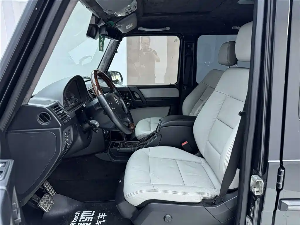 Mercedes-Benz Mercedes-Benz G-Class 2010 G 500 2010 - thumbnail 18