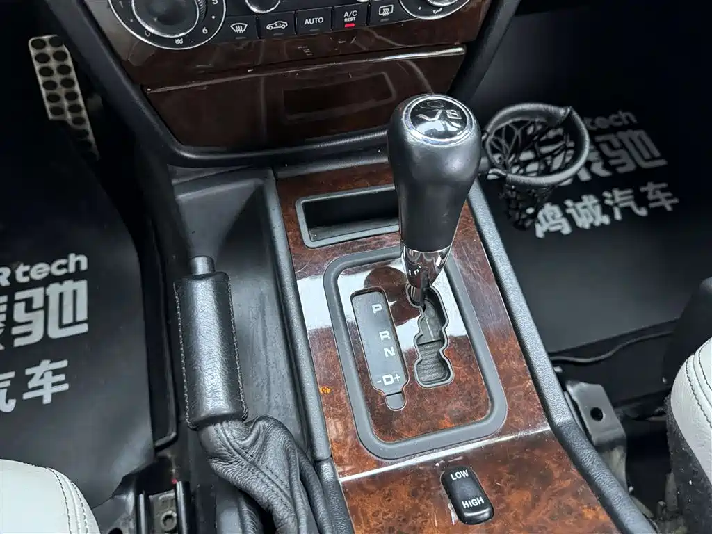 Mercedes-Benz Mercedes-Benz G-Class 2010 G 500 2010 - thumbnail 21
