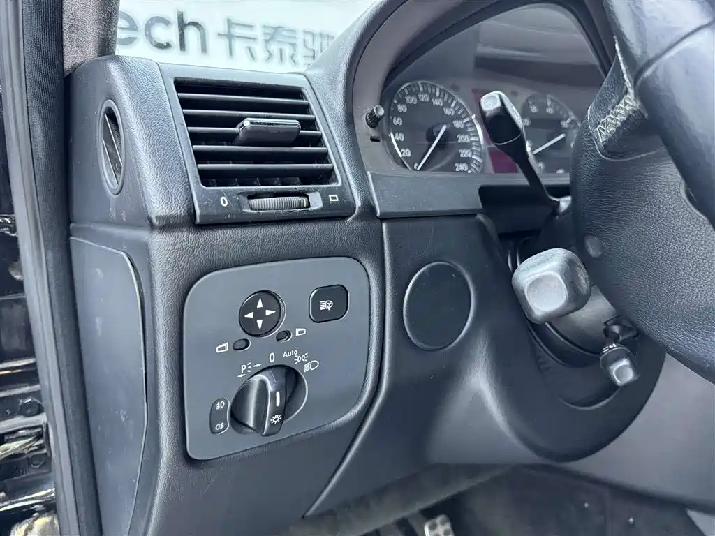 Mercedes-Benz Mercedes-Benz G-Class 2010 G 500 2010 - thumbnail 22