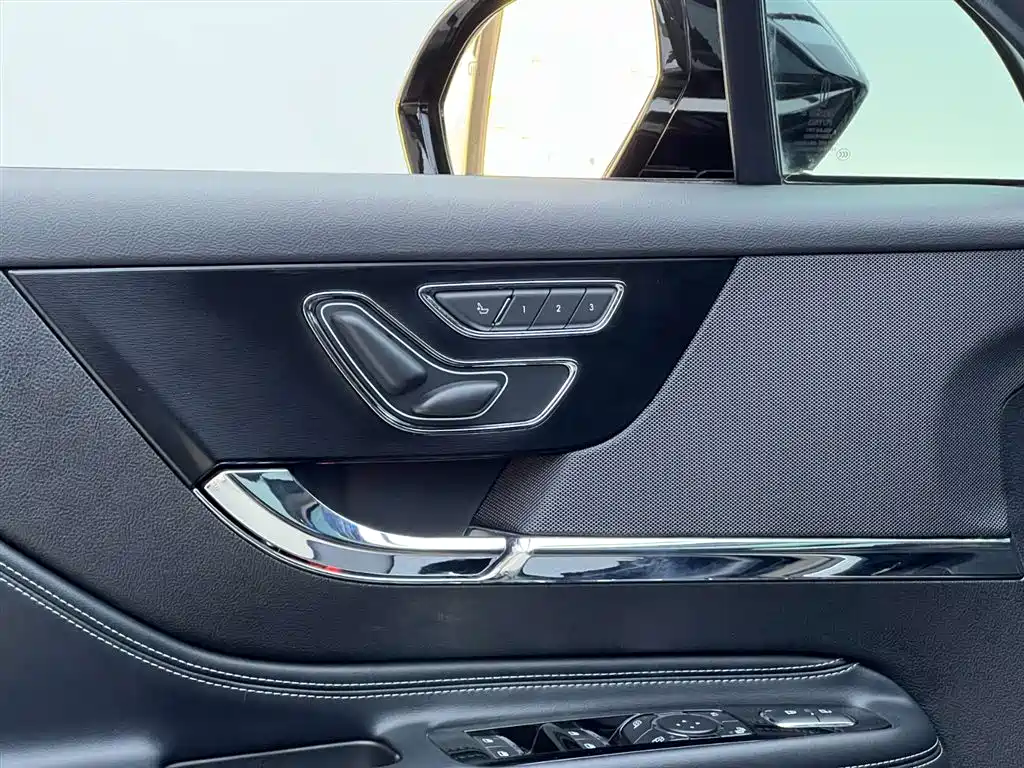 Lincoln Lincoln Corsair 2022 Facelift 2.0T FWD Prestige Edition 2022 - thumbnail 10
