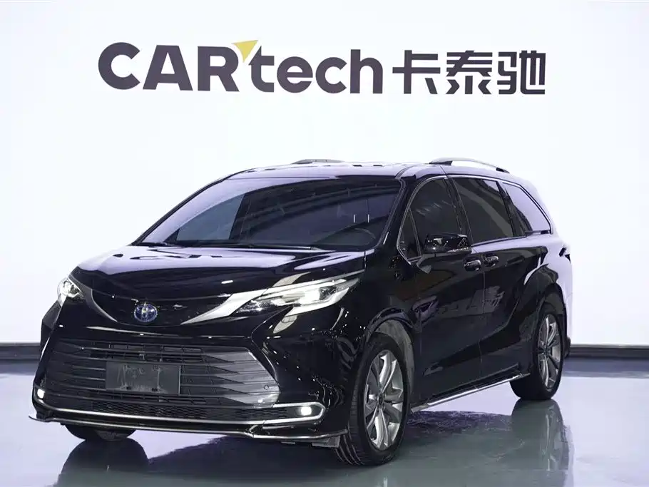 Toyota Toyota Sienna 2023 2.5L Hybrid Premium Edition 2024