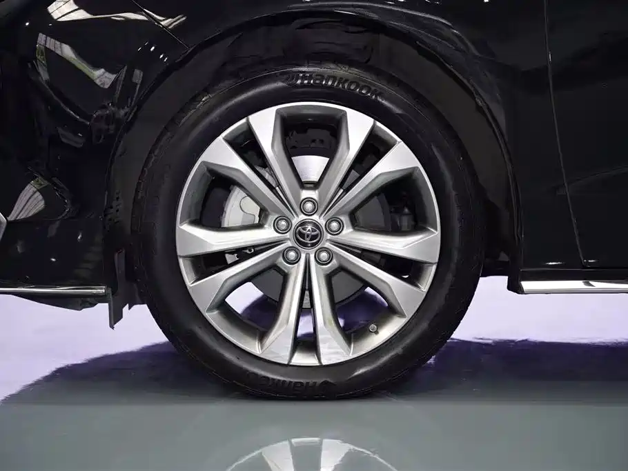 Toyota Toyota Sienna 2023 2.5L Hybrid Premium Edition 2024 - thumbnail 9