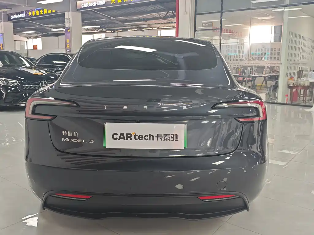 Tesla Tesla Model 3 2025 Rear-Wheel Drive 2025 - thumbnail 4