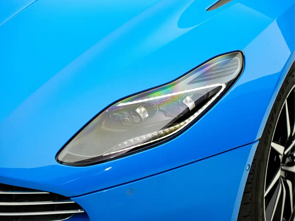 Aston Martin Aston Martin DB11 2023 4.0T V8 Coupe 2023 - thumbnail 9