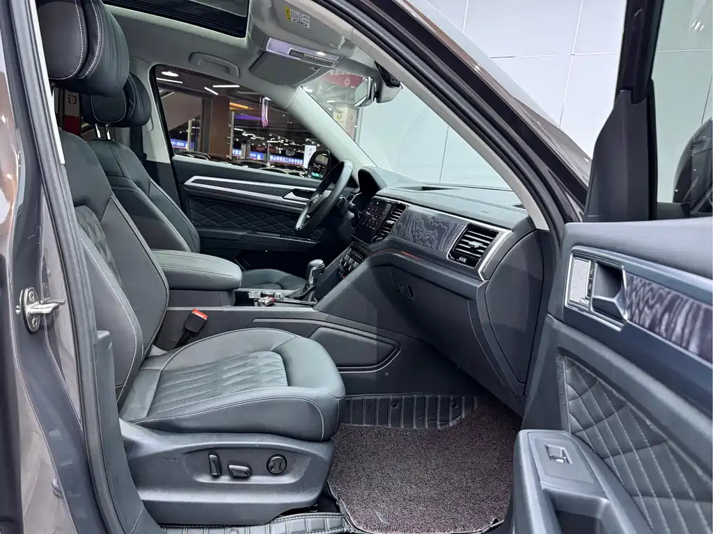 Volkswagen Volkswagen Teramont 2020 Facelift 530 V6 AWD Flagship Edition 2020 - thumbnail 19